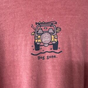 4/25$ Life Is Good Red Dog Gone Jeep Tee